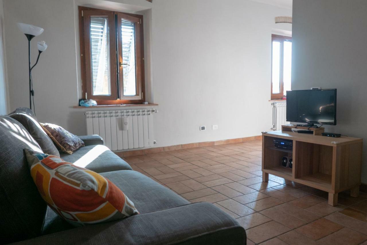 La Casa Di Paolo Sulla Via Francigena Apartment Castelnuovo D'elsa Exterior foto
